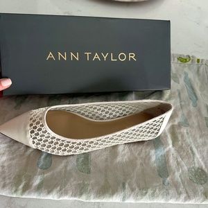 Ann Taylor Ecru Flats 8.5 Brand New